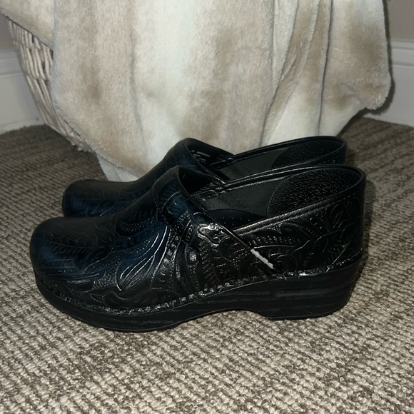 Dansko Professional Tooled Black size 38 - Picture 2 of 5